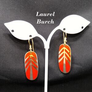 Vintage Laurel Burch "Tahoe Arrow" Earrings, Bright Red Enamel, Gold Plated